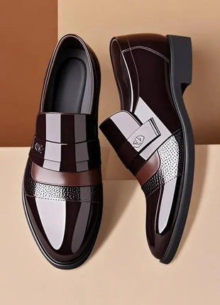 Luxury Black Dress Shoes Men Business Leather Shoes for Men Casual Dress Shoes Slip On British Business Shoe Pointed Toe Formal Dress Shoes