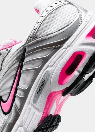 Nike Women's Nike Air Max Moto 2K Casual Shoes